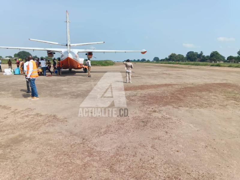 Aéroport de Nioki, une cité du territoire de Kutu, dans la province de Maï Ndombe
