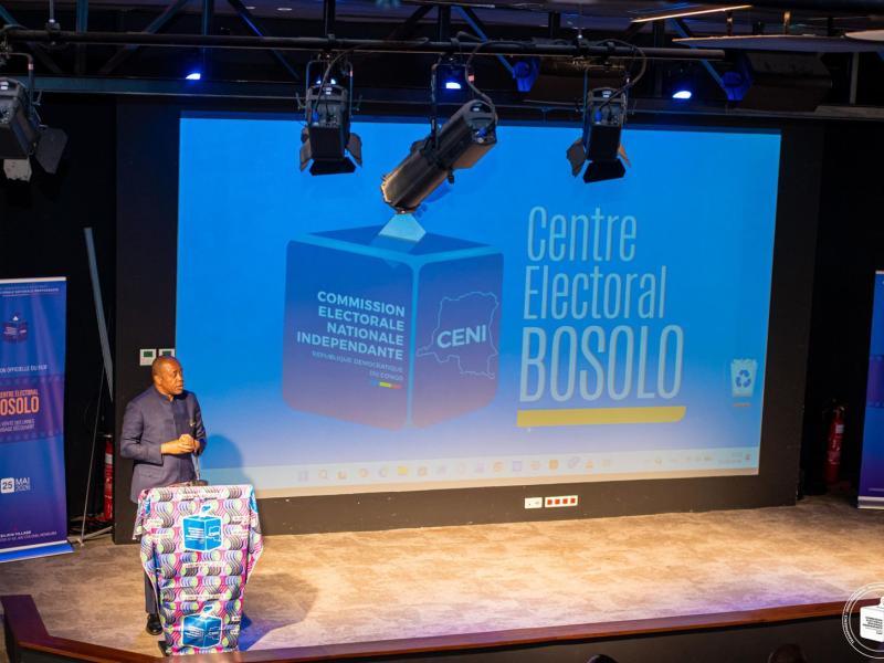 Denis Kadima, président de la CENI, lors de la projection du film "Centre électoral Bosolo" 