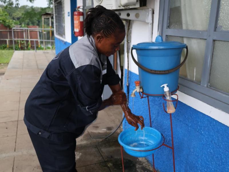 Dispositif sanitaire PHC