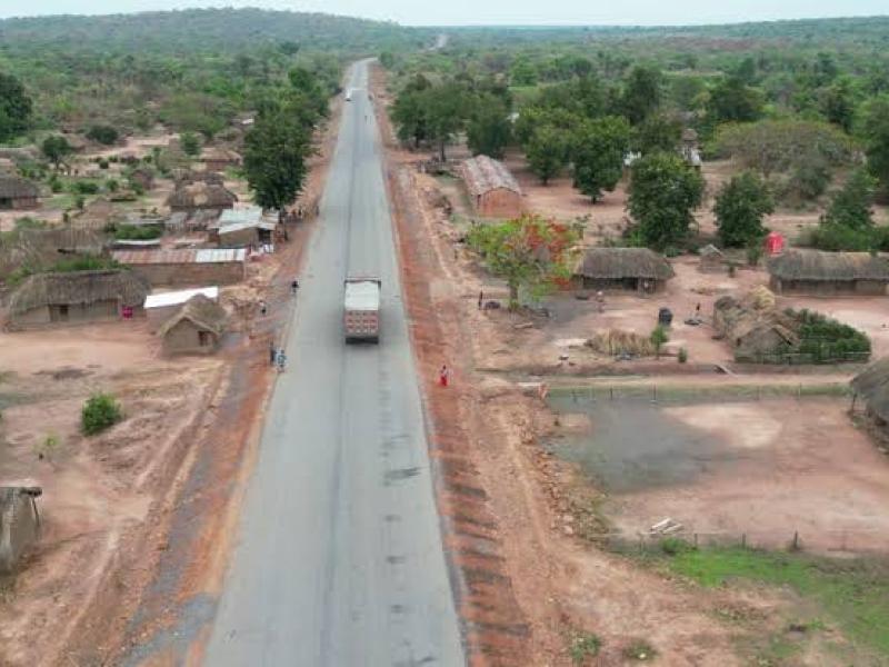 Route Manono–Nyunzu–Kalemie