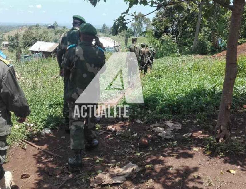 Une patrouille des FARDC dans un quartier périphérique de la ville de Beni