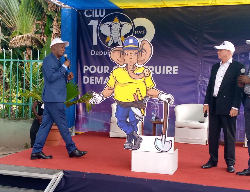 Mascotte de la cimenterie de Lukala. Ph. Droits tiers. 