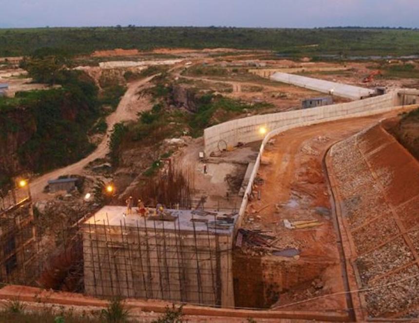 Des travaux de réhabilitation de la centrale de Kakobola. Photo droits tiers