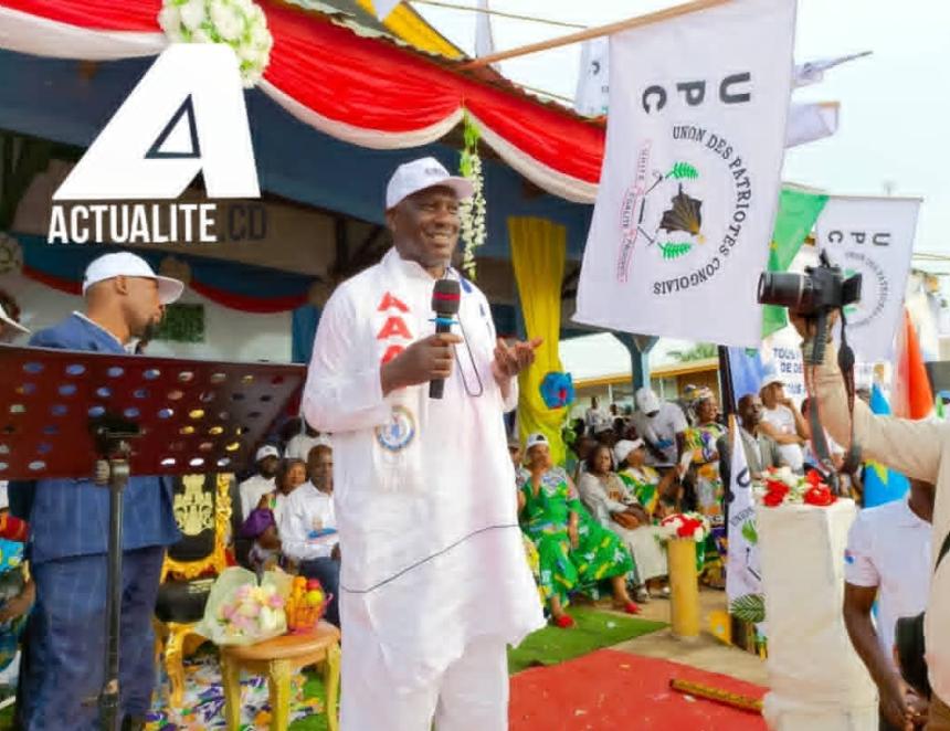 Thomas Lubanga en meeting à Bunia