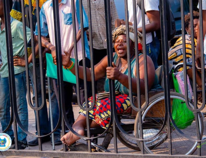 Manifestation des personnes vivant avec handicap devant l'assemblée nationale pour réclamer l'amélioration de leurs conditions de vie