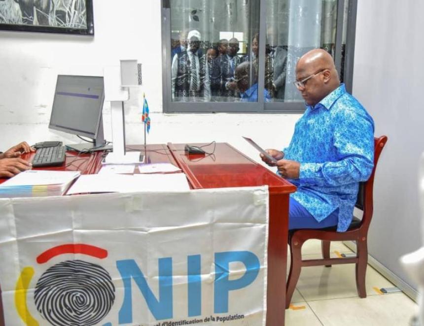 Félix Tshisekedi lors de la capture en vue de l'obtention de sa carte d'identité