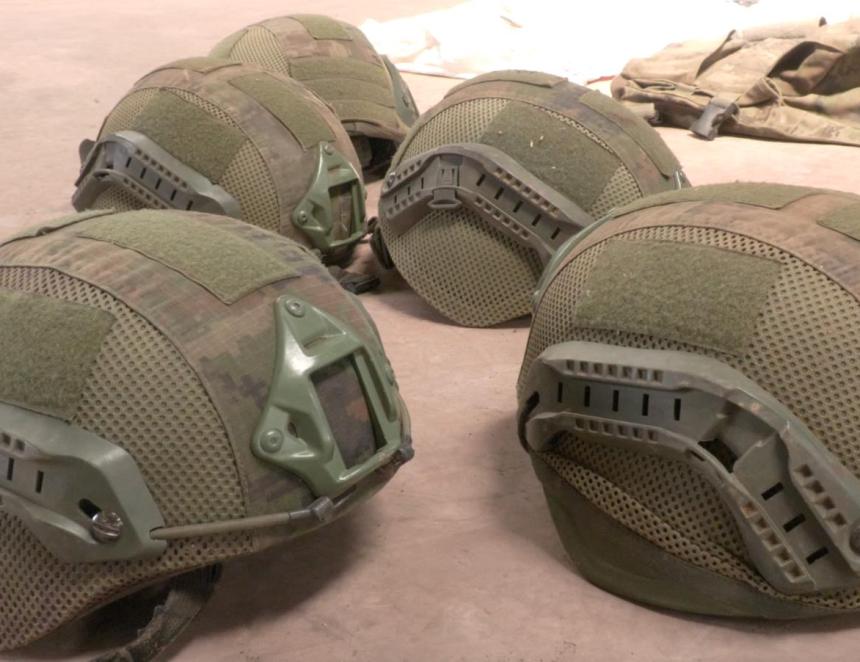 Matériels semblables aux uniformes rwandais que l’armée congolaise dit avoir récupérer sur les champs de bataille