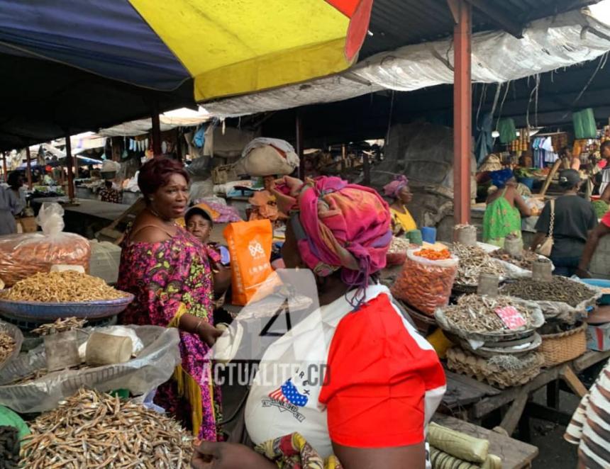 Un marché à Kinshasa 