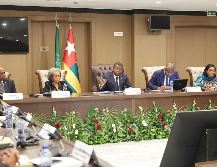 Réunion autour du médiateur de l'UA, Faure Gnassingbé 
