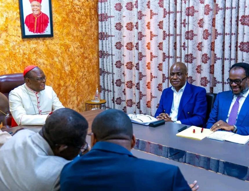 Ambongo et les leaders de C64