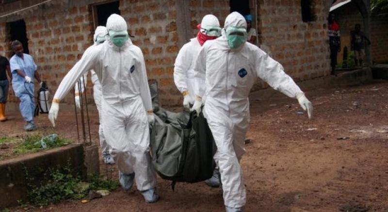 Des agents de santé Des agents de santé