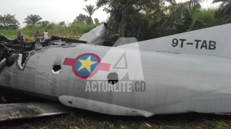 Crash d'un aéronef de l'armée à l'aéroport de Beni/Ph Yassin Kombi ACTUALITE.CD Crash d'un aéronef de l'armée à l'aéroport de Beni/Ph Yassin Kombi ACTUALITE.CD