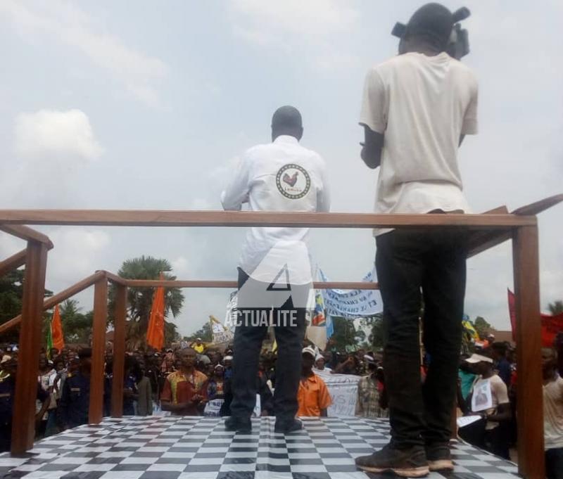 Martin Fayulu en meeting à Buta