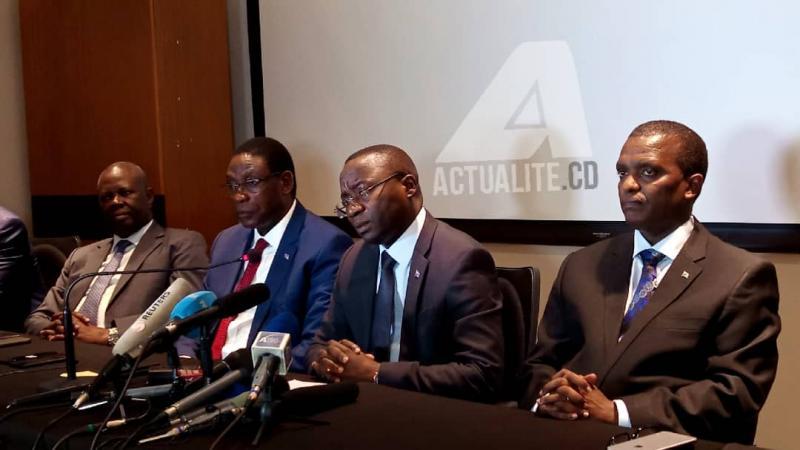 Néhémie Mwilanya et les membres du comité du FCC lors d'une conférence de presse Néhémie Mwilanya et les membres du comité du FCC lors d'une conférence de presse
