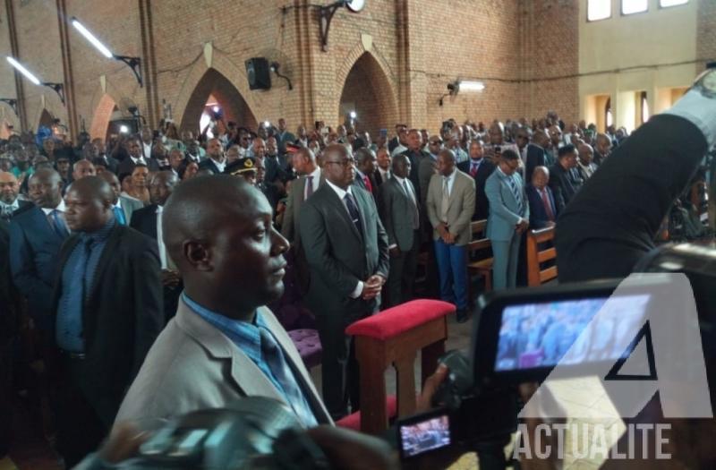 Félix Tshisekedi et plusieurs personnalités à la messe des suffrages en mémoire d'Etienne Tshisekedi décédé il y a deux ans à Bruxelles. Ph Fonseca Masianga/ACTUALITE.CD