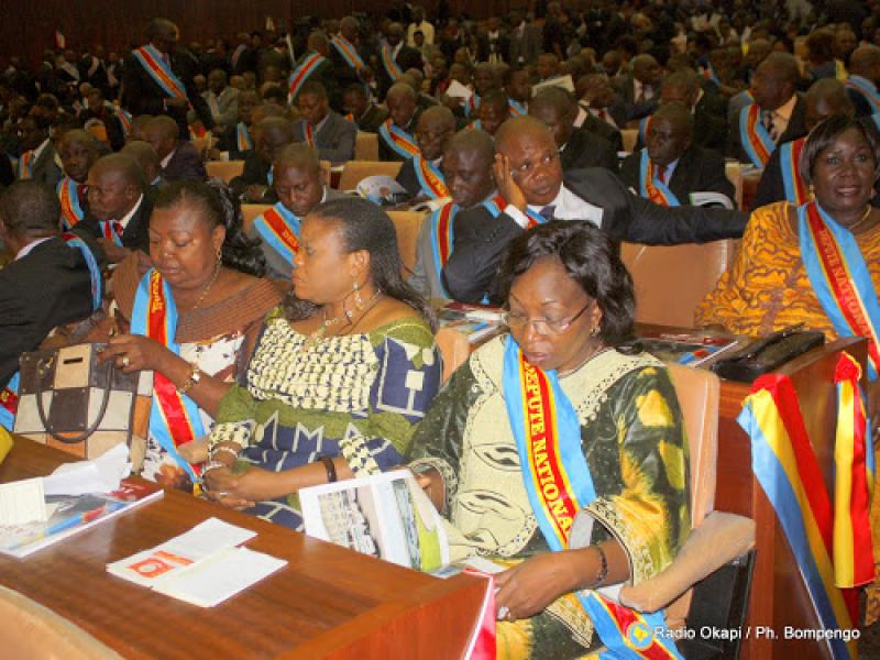 Femmes à l'assemblée. Photo Radio Okapi Femmes à l'assemblée nationale. Photo Radio Okapi