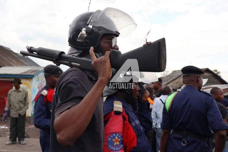 Les policiers lors d'une manifestation anti-pouvoir à Goma/Ph Ley Uwera ACTALITE.CD Les policiers lors d'une manifestation anti-pouvoir à Goma/Ph Ley Uwera ACTALITE.CD