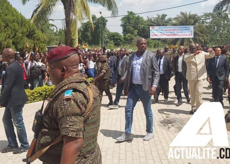 Félix Tshisekedi sur le site de l'UNIKIS Félix Tshisekedi sur le site de l'UNIKIS