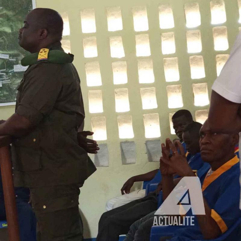 Meurtre Des Experts De L ONU Le Proc s Du Colonel Mambweni Et meurtre-des-experts-de-l-onu-le-proc-s-du-colonel-mambweni-et