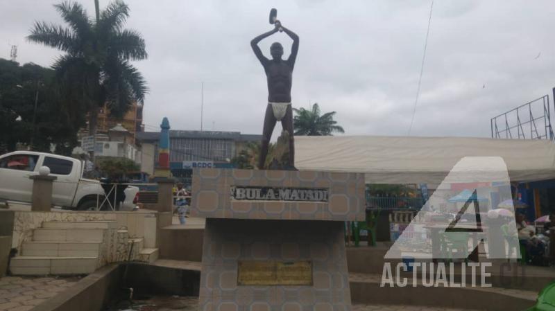 Kongo central : révoquée du gouvernorat, Mimi Muyita est également excommuniée de l’Eglise Kimbaguiste Kongo central : révoquée du gouvernorat, Mimi Muyita est également excommuniée de l’Eglise Kimbaguiste