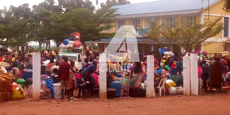 RDC-Angola: accusés d’immigration clandestine, plus 25 000 ressortissants congolais arrêtés sur le territoire angolais en 2022 RDC-Angola: accusés d’immigration clandestine, plus 25 000 ressortissants congolais arrêtés sur le territoire angolais en 2022