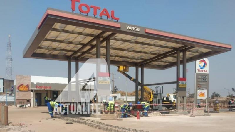 RDC : le ministre de l'économie signe une série d'arrêtés portant ...