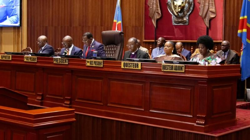 RDC – Sénat :adoption du projet de loi portant prorogation de l'état de siège en Ituri et au Nord-Kivu RDC – Sénat :adoption du projet de loi portant prorogation de l'état de siège en Ituri et au Nord-Kivu