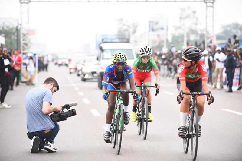 Cyclisme : les émotions de la cycliste congolaise arrivée en 6e place et des révélations inquiétantes sur la préparation et le déroulement de la course