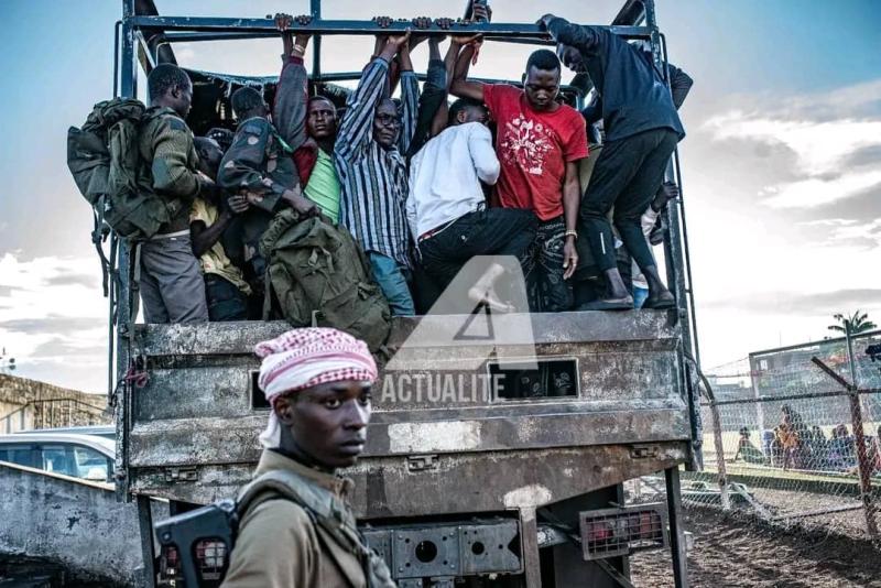 Des personnes arrêtées par les rebelles de l