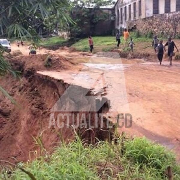 La route nationale numéro 5 dans la ville de Kabinda, chef-lieu de Lomami/Ph Merveille Mpandanjila