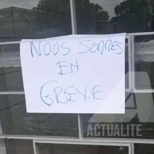 Grève des infirmiers aux cliniques Ngaliema