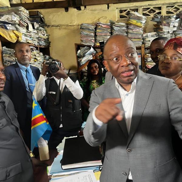 Visite de Guillaume Ngefa au tribunal de paix de Kinshasa/Kinkole