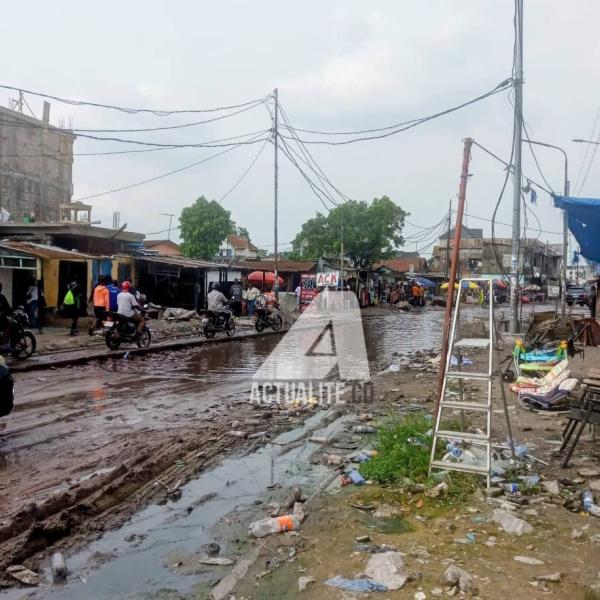 Kinshasa/Kalamu. L'avenue Kimwenza en état de délabrement avancé