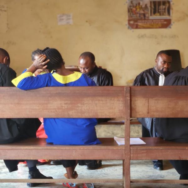 Avocats et femmes incarcérées